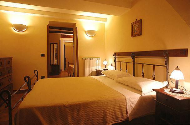 Conte Cavour 3* Neapel